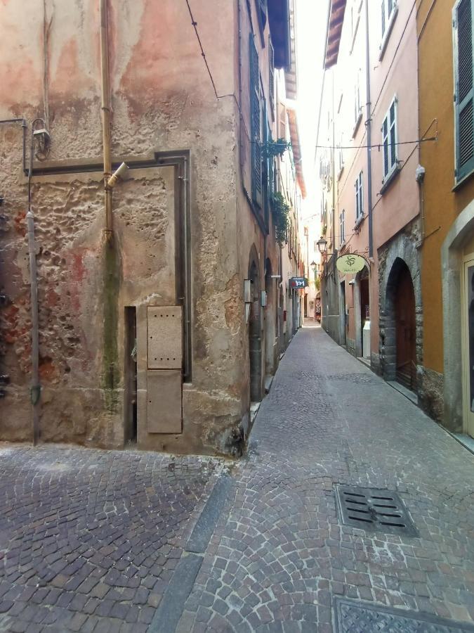 Nonno Meo Apartment Bellano Exterior foto