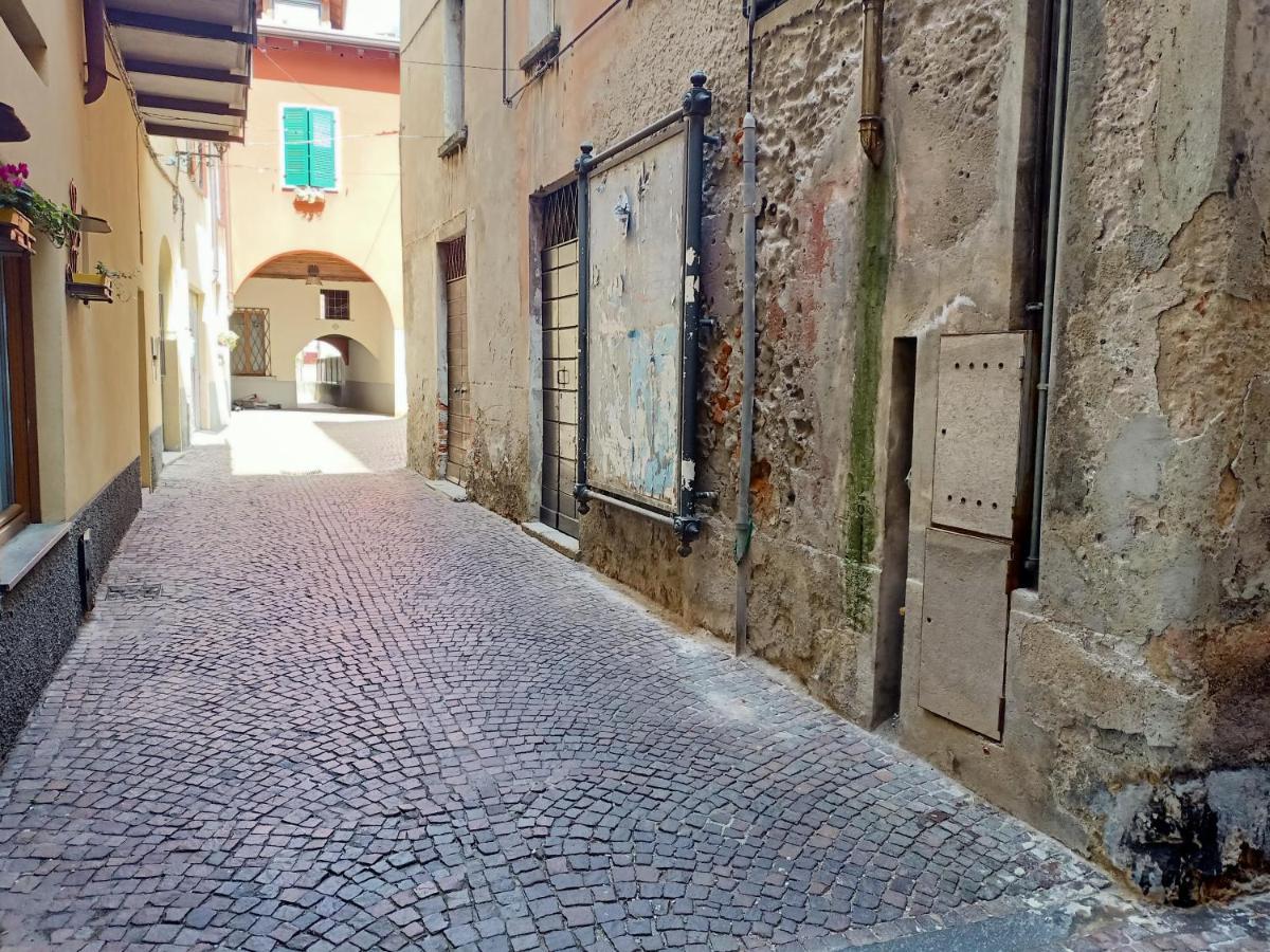 Nonno Meo Apartment Bellano Exterior foto