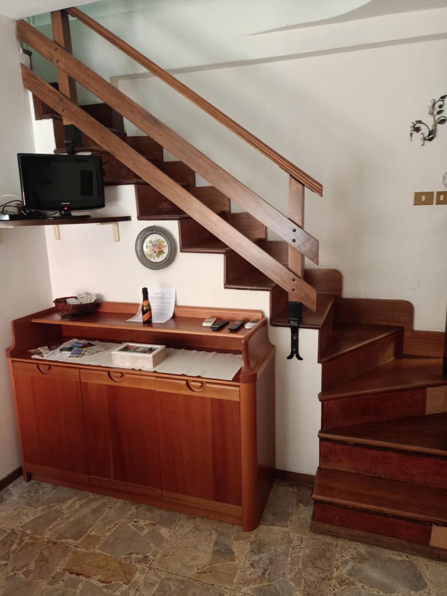 Nonno Meo Apartment Bellano Exterior foto